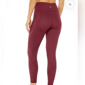 MARIKA GINNY SIDE POCKET ANKLE LEGGINGS